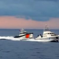 Τουρκική προκλητικότητα: Σκάφος του Λιμενικού παρενοχλείται από τουρκική ακταιωρό  – Βίντεο ντοκουμέντο