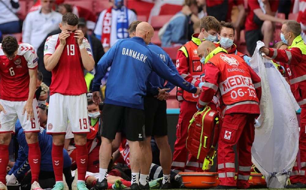 Read more about the article Euro 2020: Συγκλόνισε ο Έρικσεν – Το «είμαι καλά» και η ανατριχιαστική περιγραφή του γιατρού που τον έσωσε (vid)