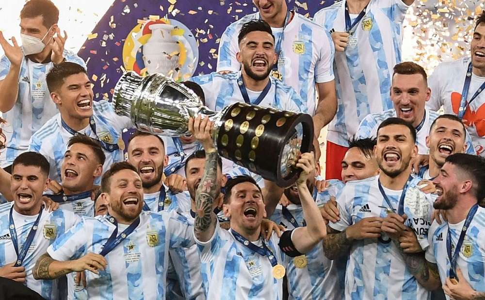 Read more about the article Copa America: Το σήκωσε η Αργεντινή μέσα στη Βραζιλία – Έκλαιγε ο Μέσι (vids)