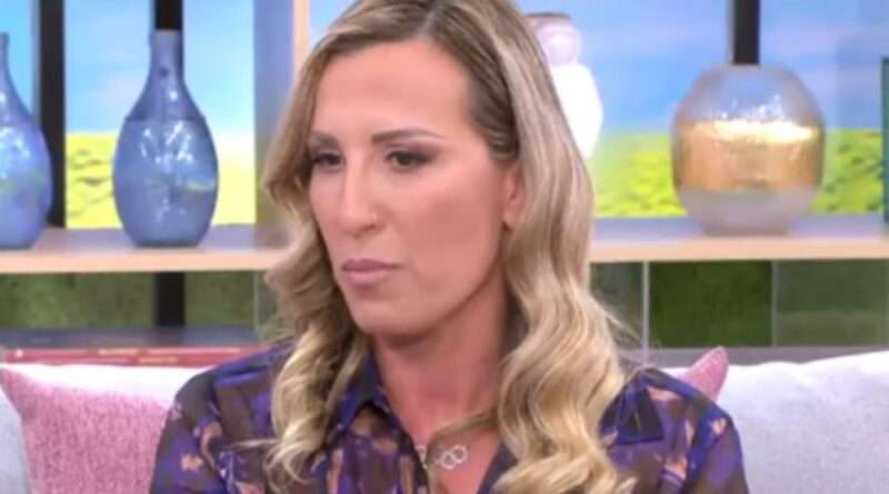 Η Πηγή Δεβετζή προχώρησε σε μια καταγγελία σοκ αφού τόνισε πως έπεσε θύμα σεξουαλικής παρενόχλησης χρόνια πριν και αποφάσισε τώρα να το βγάλει από μέσα της.