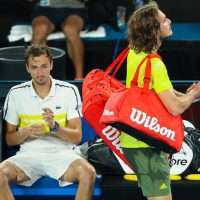 Australian Open: Τσιτσιπάς – Μεντβέντεφ, ένα ζευγάρι με πολλή ένταση (vids)