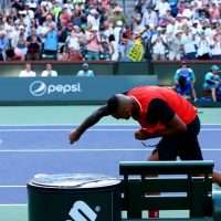 Τένις – Indian Wells: Ο Κύργιος πέταξε τη ρακέτα σε ball boy και ζήτησε συγγνώμη (vid)