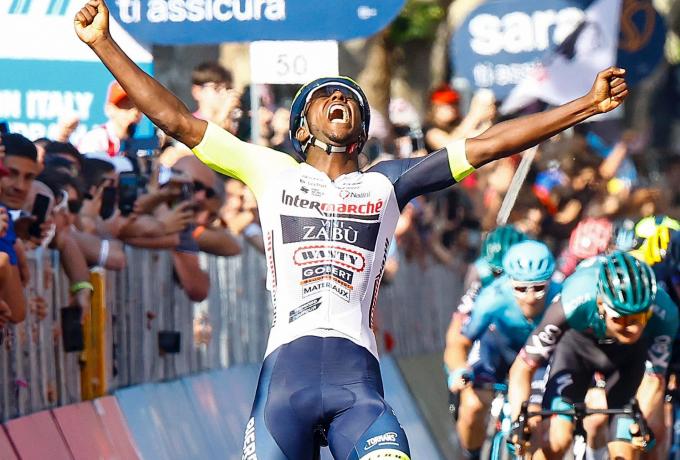 Read more about the article Ο Μπινιάμ Γκιρμάι έγραψε ιστορία στο Giro d’ Italia