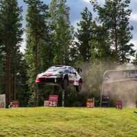 WRC: Ο Ροβάνπερα έχασε από τον Τάνακ μέσα στην Φινλανδία (vid)