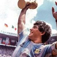 Η φανέλα που φορούσε ο Ντιέγκο Μαραντόνα στον τελικό του Παγκοσμίου Κυπέλλου του 1986 επιστρέφει στην Αργεντινή