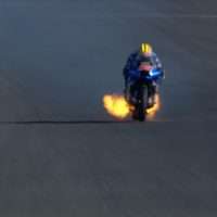 Moto GP: Νικητής ο Μίλερ, τυλίχθηκε στις φλόγες η μοτοσικλέτα του Τσούντα! (vid)