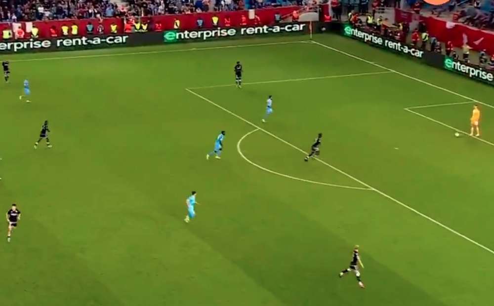 You are currently viewing Europa League: Viral το απίθανο αυτογκόλ της Μονακό στο ματς με την Τραμπζονσπόρ των Μπακασέτα, Σιώπη (vid)