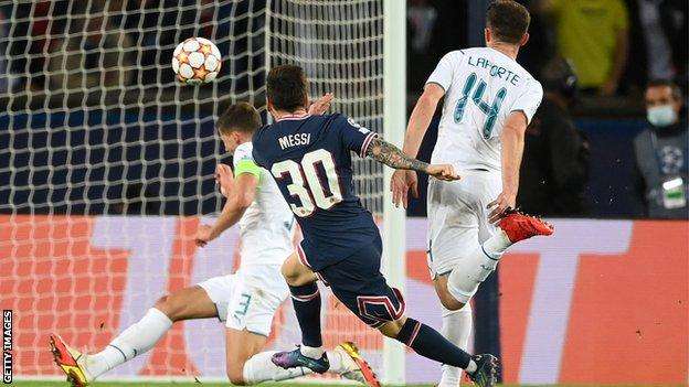 Read more about the article Champions League: Ο Λιονέλ Μέσι έβαλε το καλύτερο γκολ στην φάση των ομίλων (vid)