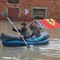 Formula 1: Δωρεά 1 εκατ. ευρώ με την Ferrari στις περιοχές της Ιταλίας που επλήγησαν από τις φονικές πλημμύρες (vid)