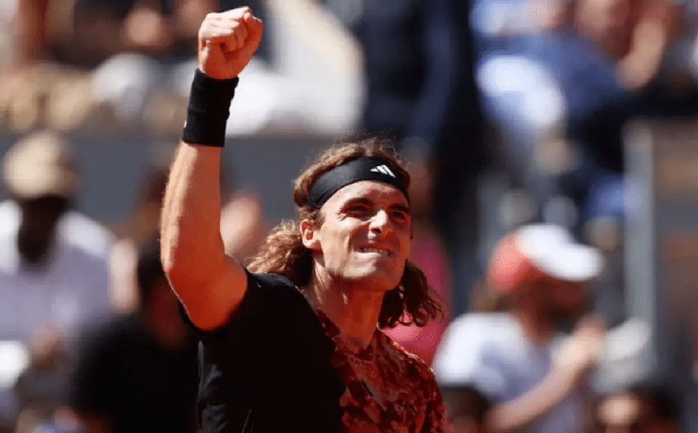 You are currently viewing Τσιτσιπάς: Viral ένας απίθανος πόντος που ξεσήκωσε τους θεατές στο Roland Garros (vid)