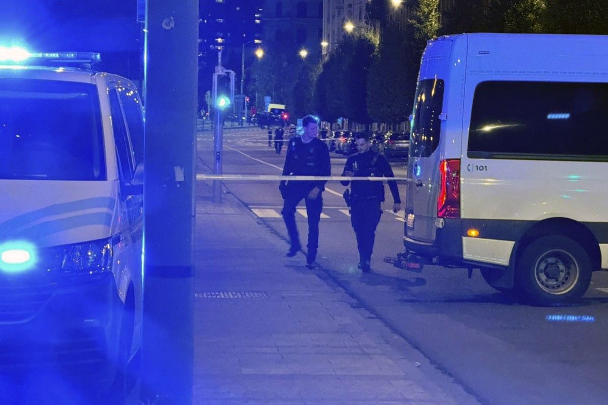 Read more about the article Βέλγιο: Τρομοκρατική επίθεση με θύματα Σουηδούς φιλάθλους