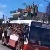 Αργεντινή: Οπαδοί πήγαιναν στο γήπεδο με όπλα! (video)