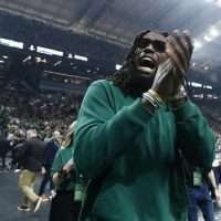 Λεσόρ: «Θέλω να είμαι στον τελικό της Euroleague – Αυτοί που υποφέρουν είναι στην κανονική ζωή, όχι εγώ»