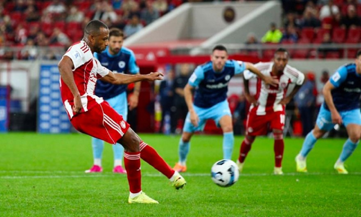 You are currently viewing Βαλέρι: «Δεν υπάρχει πέναλτι στον Ελ Κααμπί στο Ολυμπιακός-Ατρόμητος»!