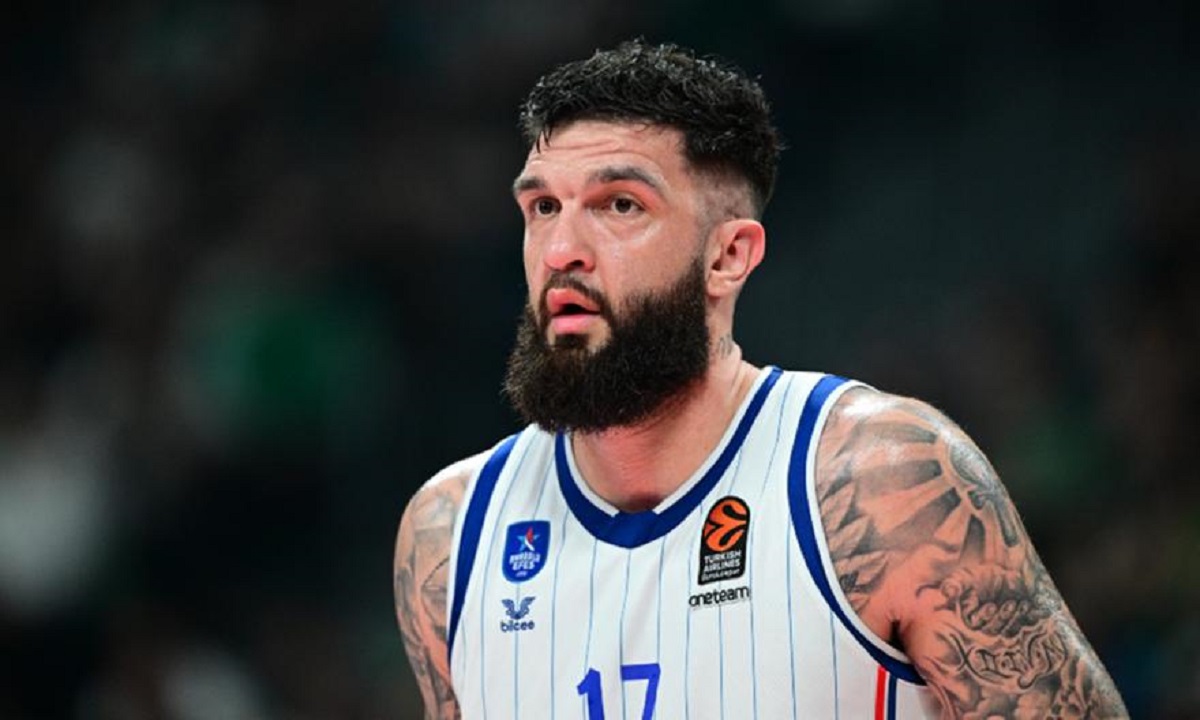 You are currently viewing Αναντολού Εφές: Ξεπερνάει τον τραυματισμό του ο Πουαριέ