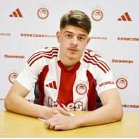 Ολυμπιακός: Και επίσημα "ερυθρόλευκος" ο Σαντής