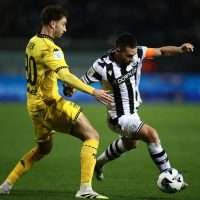 Άρης: Δεν χάνει αλλά δεν νικάει